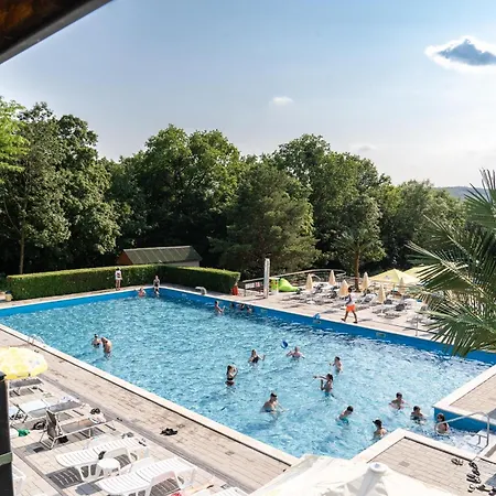 - Aqua Maria بيت خشبي Velaty