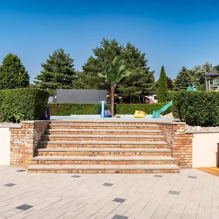 - Aqua Maria 롯지 *