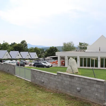 - Aqua Maria 롯지 *