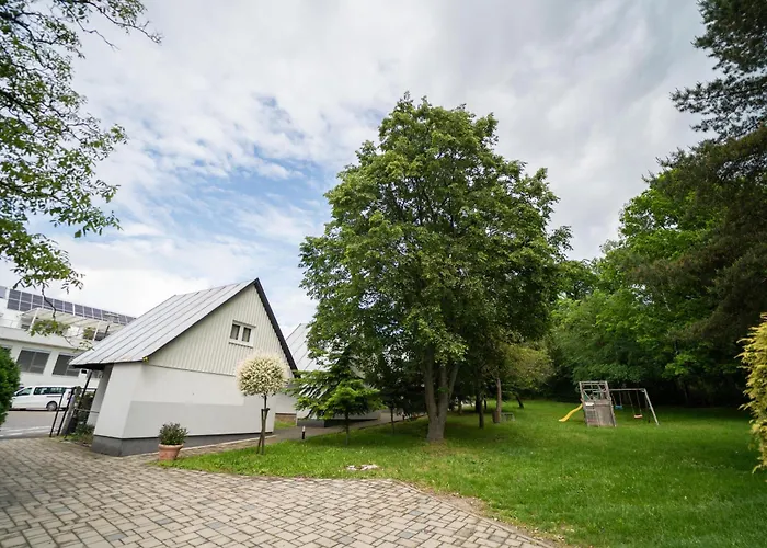 - Aqua Maria Alojamento de Turismo Selvagem Velaty