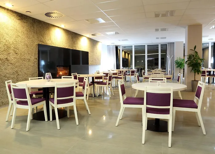 - Aqua Maria Alojamento de Turismo Selvagem Velaty